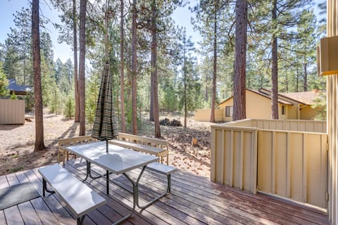 Hot Tub: Family Retreat 22 Mi to Mt Bachelor! House in Sunriver