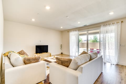 Pool Paradise: Spacious Tracy Home w/ Yard! House in Tracy