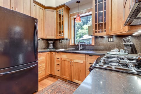 11 Mi to Downtown Napa: Wine Country Cottage Cottage in Napa Valley