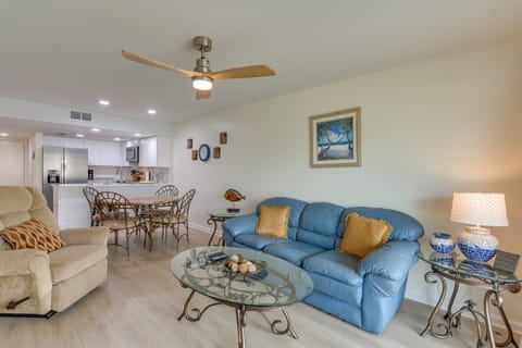 Walk to Orange Beach: Family Condo w/ Patio Apartment in Orange Beach