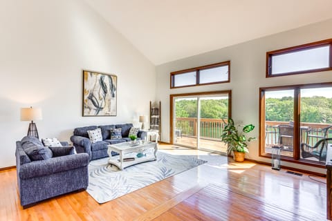 Swim & Boat Docks: Lakefront Gem in Bella Vista! House in Bella Vista