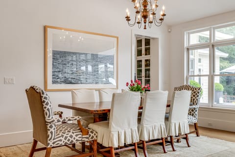 Private, Spacious Home in Wine Country w/ Perks! House in Napa Valley