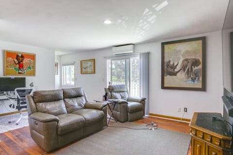 Stay & Play in San Diego: Charming Condo! Apartment in Rancho Penasquitos