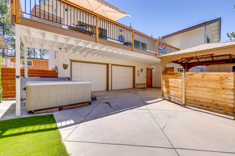 Walk to The Village Shops/Eats: Big Bear Lake Home House in Big Bear