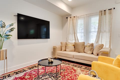 Walk to Parks: Dog-Friendly Gem in Indianapolis! Apartment in Indianapolis