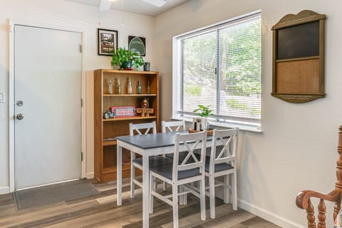 Peaceful Forest Views & Patio: Twain Harte Home House in Twain Harte