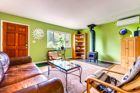 < 1 Mi to CU Boulder: Home w/ Fenced Yard! House in Boulder