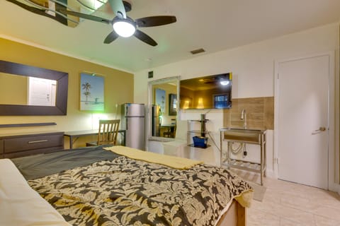 Fort Lauderdale Studio Near Beaches & Downtown Apartment in Dania Beach