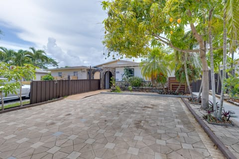 Fort Lauderdale Studio Near Beaches & Downtown Apartment in Dania Beach