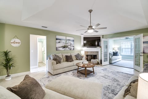 5 Mi to Gulf Beaches: Coastal Alabama Home House in Orange Beach