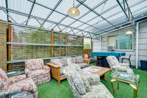 7 Mi to Dtwn Portland: Quiet Yet Central Home House in Beaverton