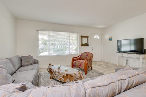 8 Mi to Carlsbad Beach: Home w/ Patio & Yard House in Vista