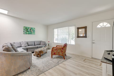 8 Mi to Carlsbad Beach: Home w/ Patio & Yard House in Vista