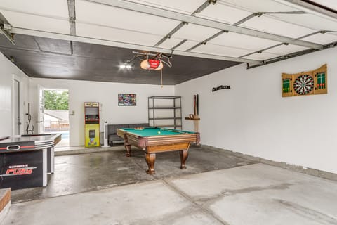 Dayton Family Home w/ Game Room: Walk to City Park House in Kettering