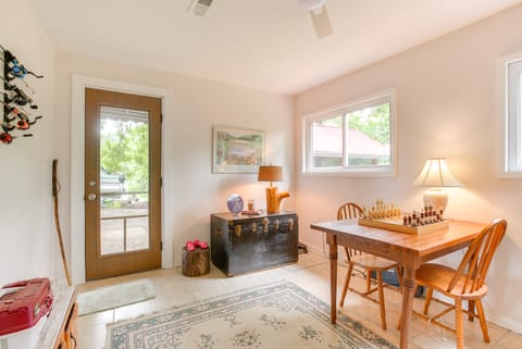 1 Mi to Burr Oak Lake: Home w/ Deck & Patio! House in Ohio