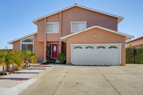 Bay & Hill Views: Modern Hercules Home House in Hercules