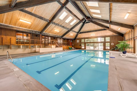 2 Mi to CU Boulder: Mtn-View Condo w/ Pool Access Apartment in Boulder