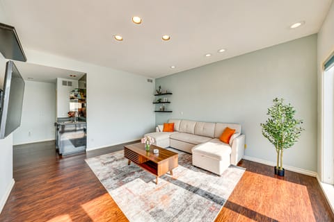 Waterfront Home w/ Dock & Hot Tub in Oak Harbor! House in Whidbey Island