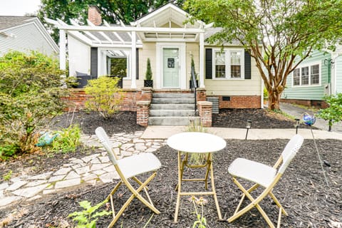 Cookout Ready: Walkable Home in Bearden Village House in Knoxville