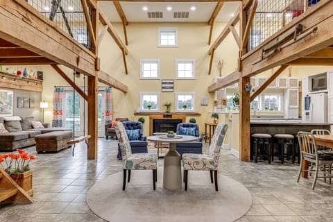 Private Ponds & Trails: Hillsboro Nature Retreat! House in Ohio