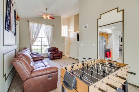 Explore ABQ & Rancho Rio: Family Home w/ Patios! House in Corrales