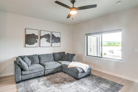 Granby Ranch Escape: Shuttle to the Slopes! Apartment in Granby