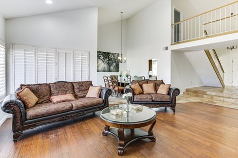 Spacious Getaway w/ Pool & Spa in La Mesa! House in Casa De Oro-Mount