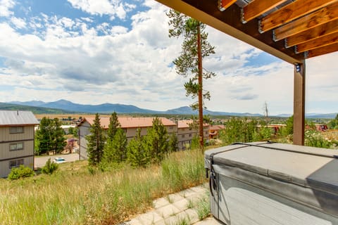 Home w/ Hot Tub & Views - Free Bus to Winter Park House in Fraser