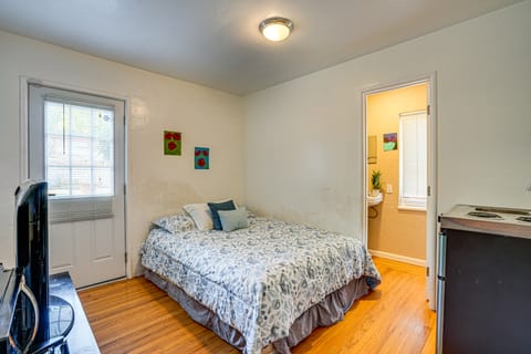 Serene Studio in SF Suburbs: Quiet + Cat Friendly! Apartment in Castro Valley
