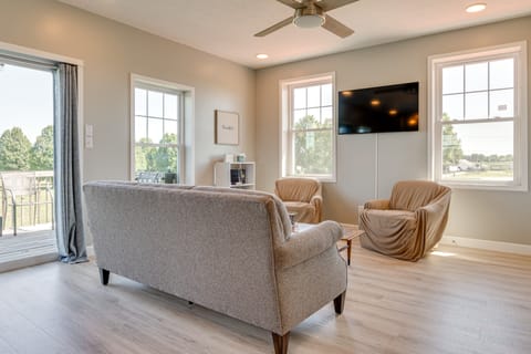 Pet-Friendly Countryside Retreat in Whiteland! House in Greenwood