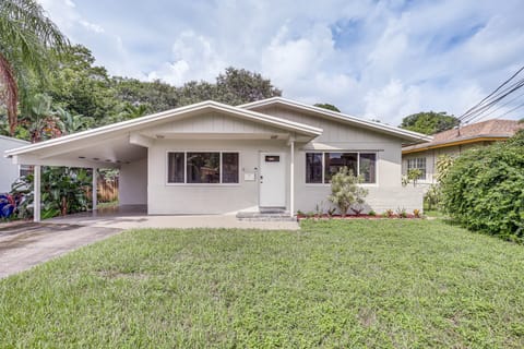 Home < 2 Mi to Hallandale Beach & Boat Rentals House in Hallandale Beach