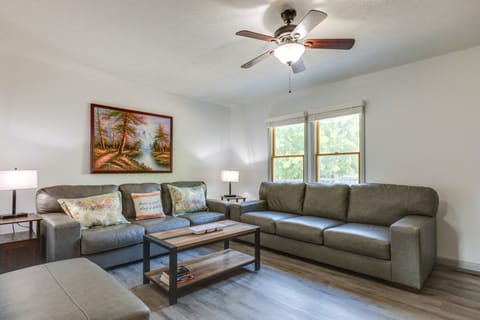 Family Home 2 Mi to Ark Encounter in Williamstown! House in Williamstown