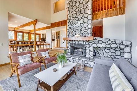 Steps to Hiking: Sanctuary in Santa Ana Mtns Villa in Southern California