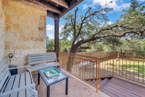 5 Mi to Lake Travis: Pet-Friendly Home w/ Yard! House in Lakeway