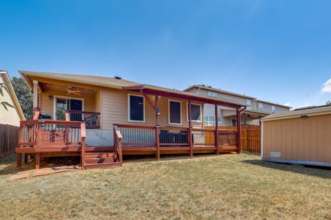 San Antonio Area Home w/ Deck, 14 Mi to Dtwn! House in San Antonio