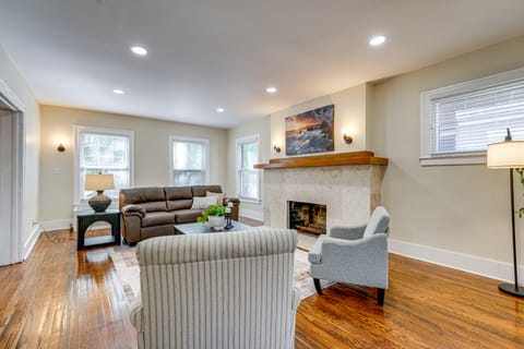 5 Mi to Dtwn Detroit: Pet-Friendly ‘Edison Home’ House in Detroit