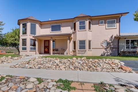 Spacious Escape Near Mesa Verde National Park! House in Mancos