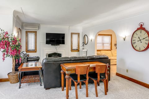 Striking Tudor Revival in Five Points District! Apartment in Toledo