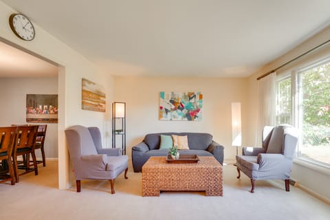 3 Mi to Dtwn: Home w/ Fire Pit & Yard in Jackson House in Ohio