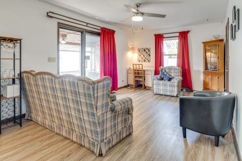 Peaceful 'Lemon Drop Inn' Retreat in Terre Haute House in Indiana