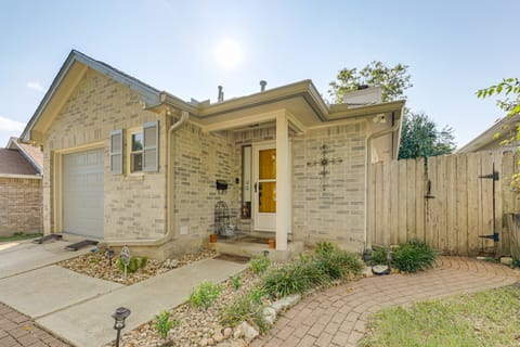 Home Near Kalahari & Dell Diamond in Round Rock! House in Round Rock