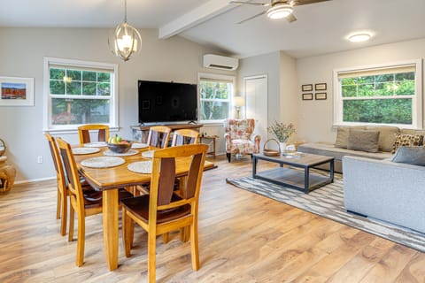 Port Angeles Abode w/ Yard & Guest House! House in Port Angeles