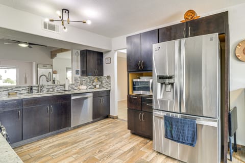 Mountain-View Escape Near Santa Ana Casino! House in Corrales