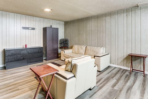 11 Mi to Dtwn Denver: Extended-Stay Hideaway! Apartment in Montbello