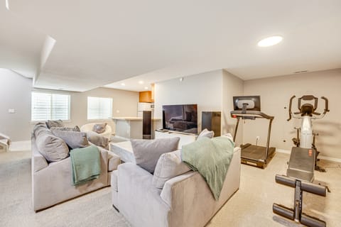 4,500-Sq-Ft Retreat w/ Hot Tub in Colorado Springs House in Black Forest