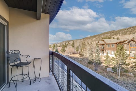 Family Ski Trip! Upscale Keystone Condo Near Lift Apartment in Keystone