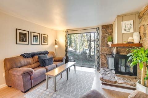 Hot Tub Access: Condo 2 Mi to Winter Park Resort! Apartment in Fraser