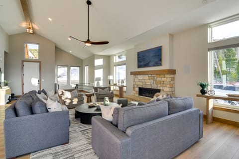 5 Mi to Winter Park Resort! Luxe Home w/ Hot Tub House in Fraser