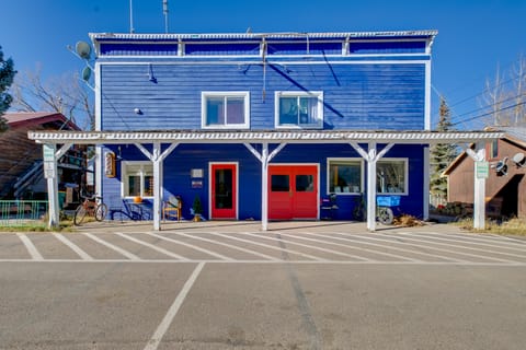 Hike, Bike & Ski! Downtown Crested Butte Condo Apartment in Crested Butte