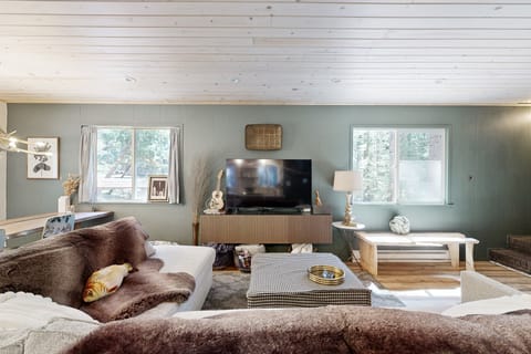 4BR Family-Friendly Mountain Home House in Dorrington